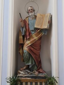 statue: san matteo evangelista