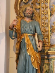 statue: san pietro