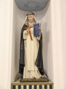 statua di santa caterina